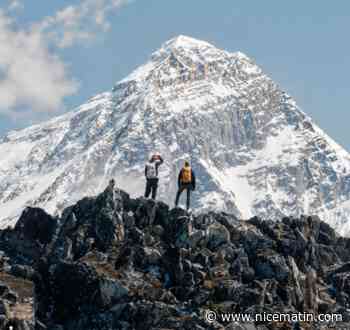 "Tout ça pour le buzz": pourquoi l'ascension de l'Everest par Inoxtag fait polémique?