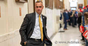 Corey Lewandowski, Trump’s First Campaign Manager, Is Brought Back for G.O.P. Convention