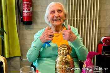 Maria Jansen blaast honderd kaarsjes uit en woont al een eeuw in Borgerhout