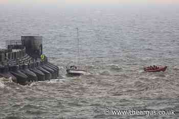 Boat crashes into Brighton Marina wall - lifeboat on scene