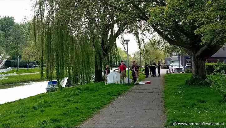 Almere - Politie over dode man in sloot Almere: 'noodlottig ongeval'