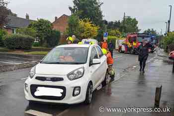 York: Three vehicle crash outside Rufforth Primary School