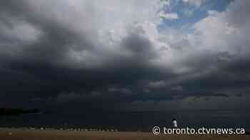 Environment Canada warns of 'Toonie-sized hail,' tornado risk in GTA