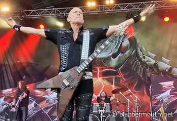 ACCEPT's WOLF HOFFMANN Explains Why He Didn't Use His Flying V Guitars In The Studio