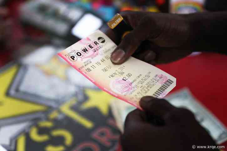 Lotto winners say unemployment glitch is preventing payout