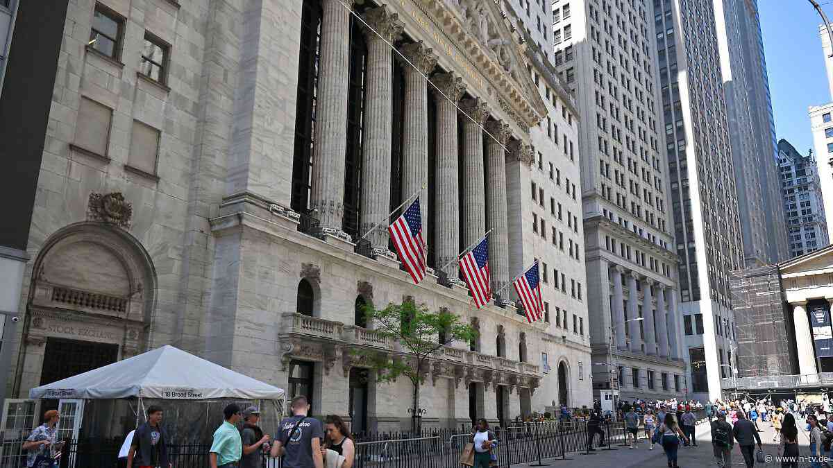 Keine Zinswende in Sicht: Mangelnde Impulse sorgen für bröckelnde Kurse an der Wall Street