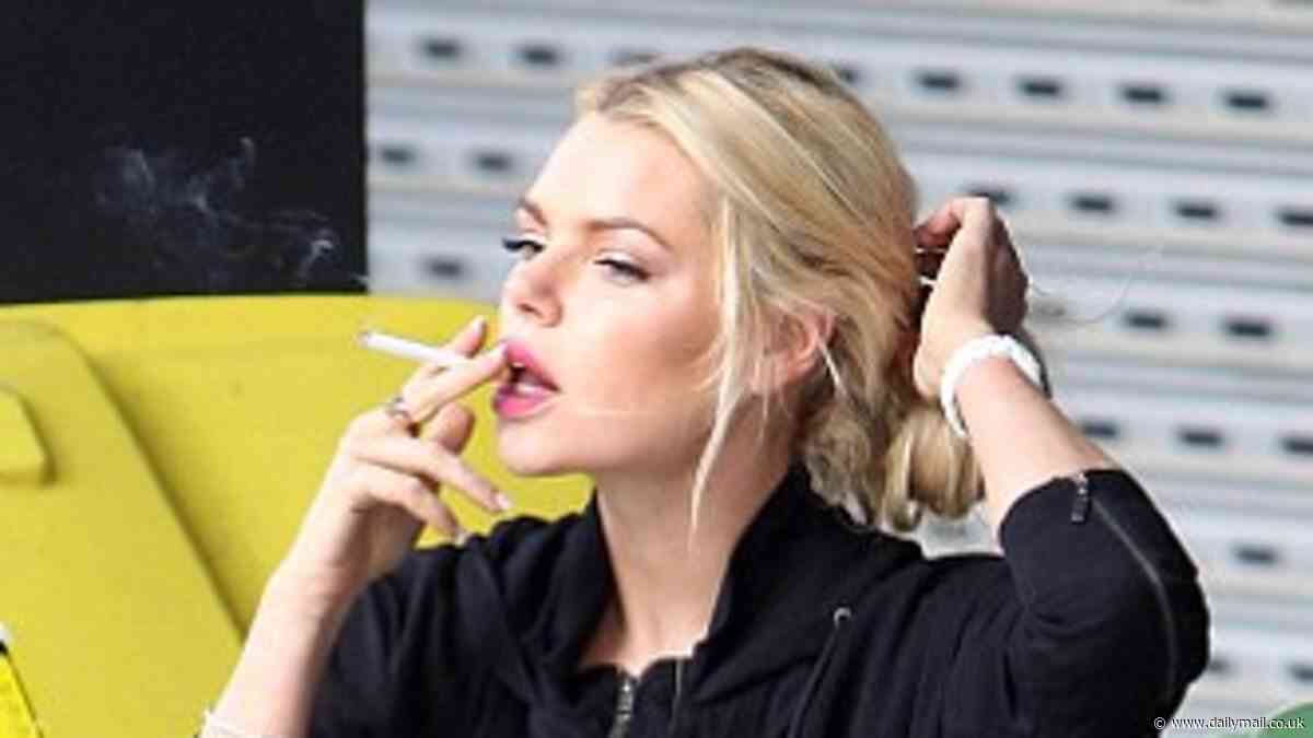 Why this photo of Sophie Monk is stunning the internet - as TV star responds to people mocking her