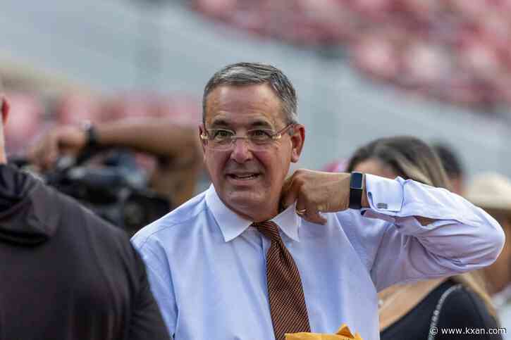 UT's Chris Del Conte named athletic director of the year by Sports Business Journal