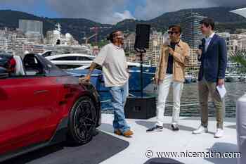 Hamilton et Russell dévoilent la nouvelle Mercedes-AMG PureSpeed sur une barge au milieu du port Hercule à Monaco