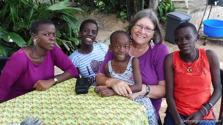 Els van Teijlingen in Oeganda helpt hulpbehoevende kinderen