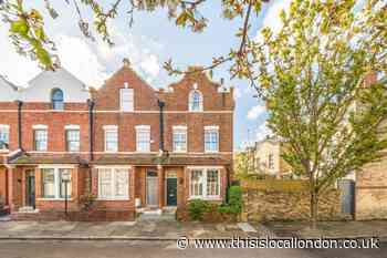 Three-bed Victorian house in North Hill , Highgate, N6