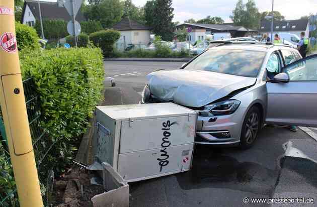 POL-RBK: Bergisch Gladbach - Alkoholisierter VW-Fahrer rammt Audi - Zwei Personen leicht verletzt