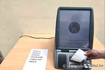 Duffelaars kunnen oefenen op stemcomputers voor de verkiezingen van 9 juni