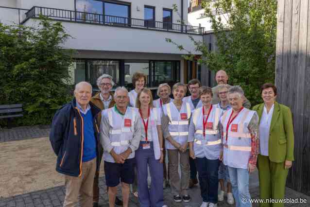Zorgzame buurt is voorbode van nieuw woonzorgcentrum: “Vijftien vrijwilligers houden oogje in het zeil en helpen waar kan”