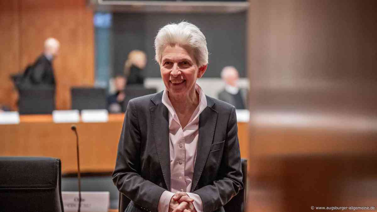 FDP-Politikerin Strack-Zimmermann kommt nach Augsburg