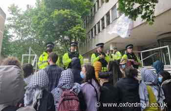 Uni of Oxford building on lockdown as 'sixteen arrested'