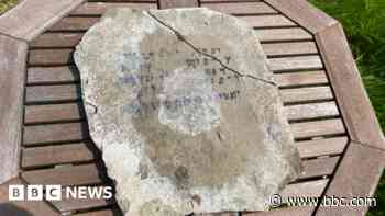 Mystery Hebrew writing on slab is 'gibberish'