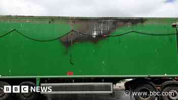 Discarded battery causes fire in recycling lorry