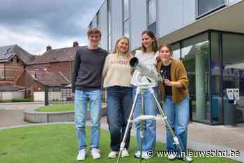 Leerlingen winnen gesigneerde telescoop met lesproject
