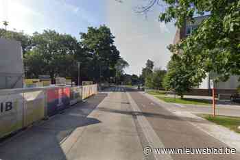 Schoolweg tot dinsdag afgesloten: omleiding langs Helmansstraat en Vosstraat