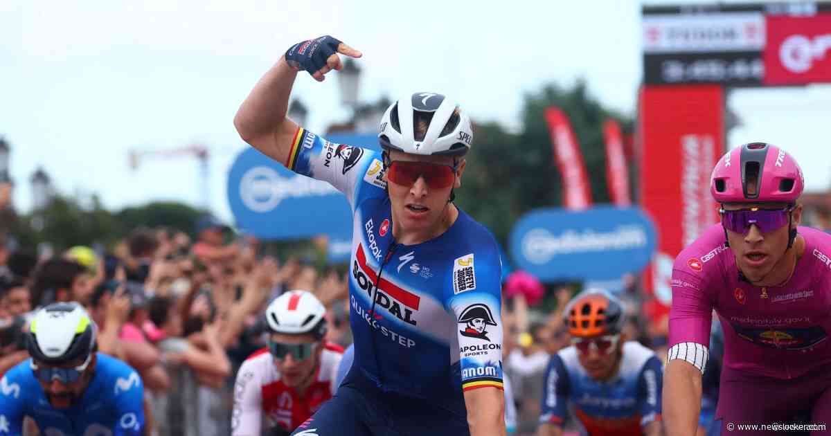 Tim Merlier slaat toe in massasprint en houdt Jonathan Milan van vierde ritzege in Giro