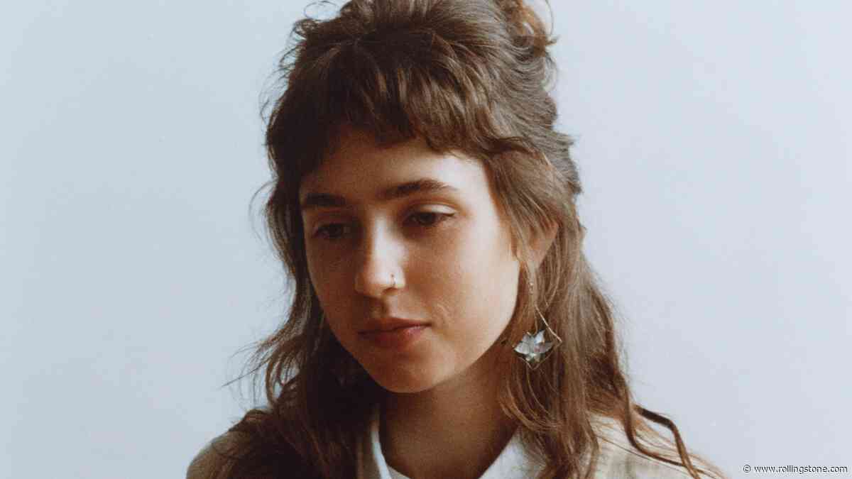 Clairo Returns With Summer Stunner ‘Sexy to Someone,’ Announces New Album ‘Charm’