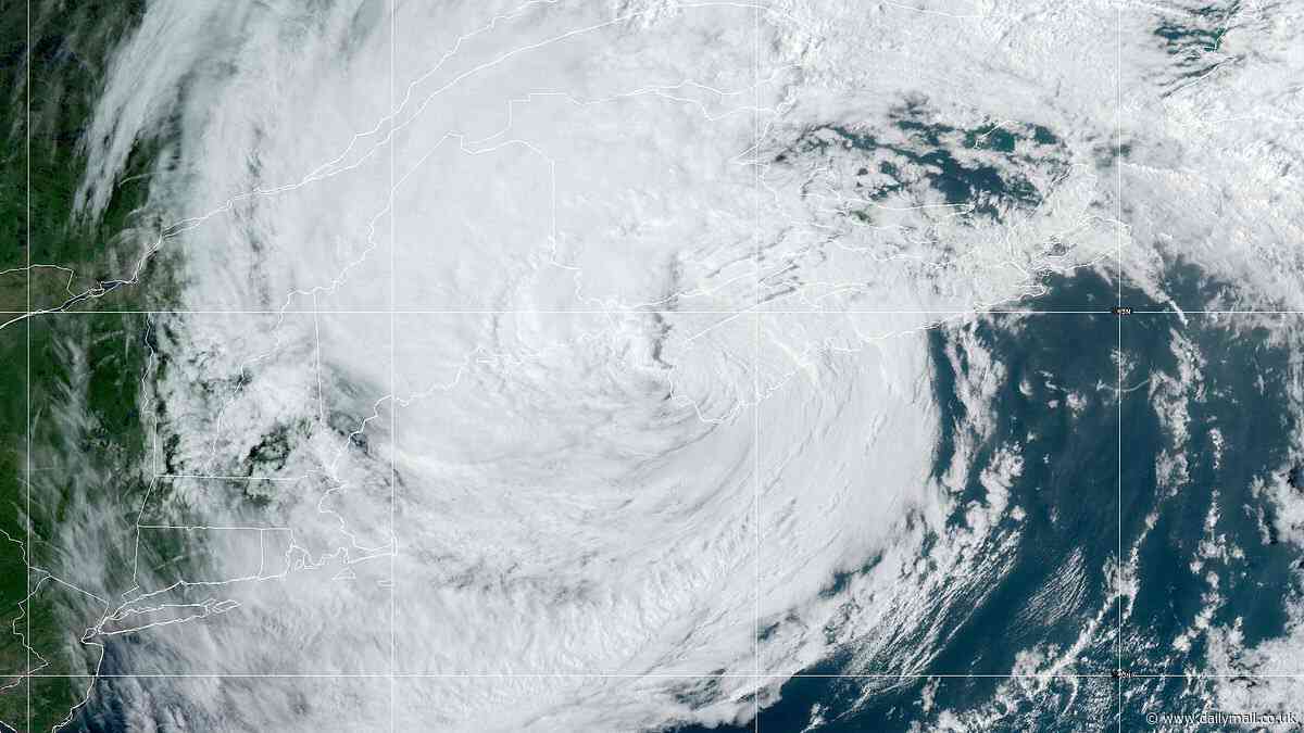 NOAA warns 2024 Atlantic hurricane season could be 'extraordinary' with 25 named storms