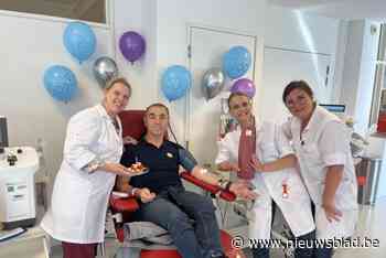 Vic (61) gehuldigd voor 800ste donatie van bloed en plasma: “Dit is zeker uitzonderlijk”
