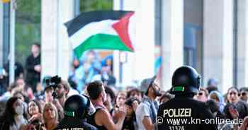 Berlin: Pro-Palästina-Aktivisten besetzen Humboldt-Universität - Räumung läuft