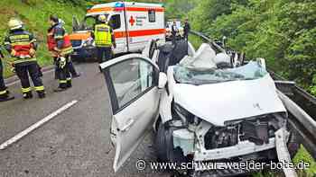 Schwerer Unfall nahe Sommenhardt: Frau wird bei Frontal-Zusammenstoß lebensgefährlich verletzt