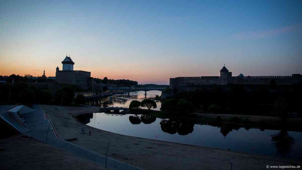 Hat Russland Bojen aus dem estnischen Grenzfluss Narva entfernt?