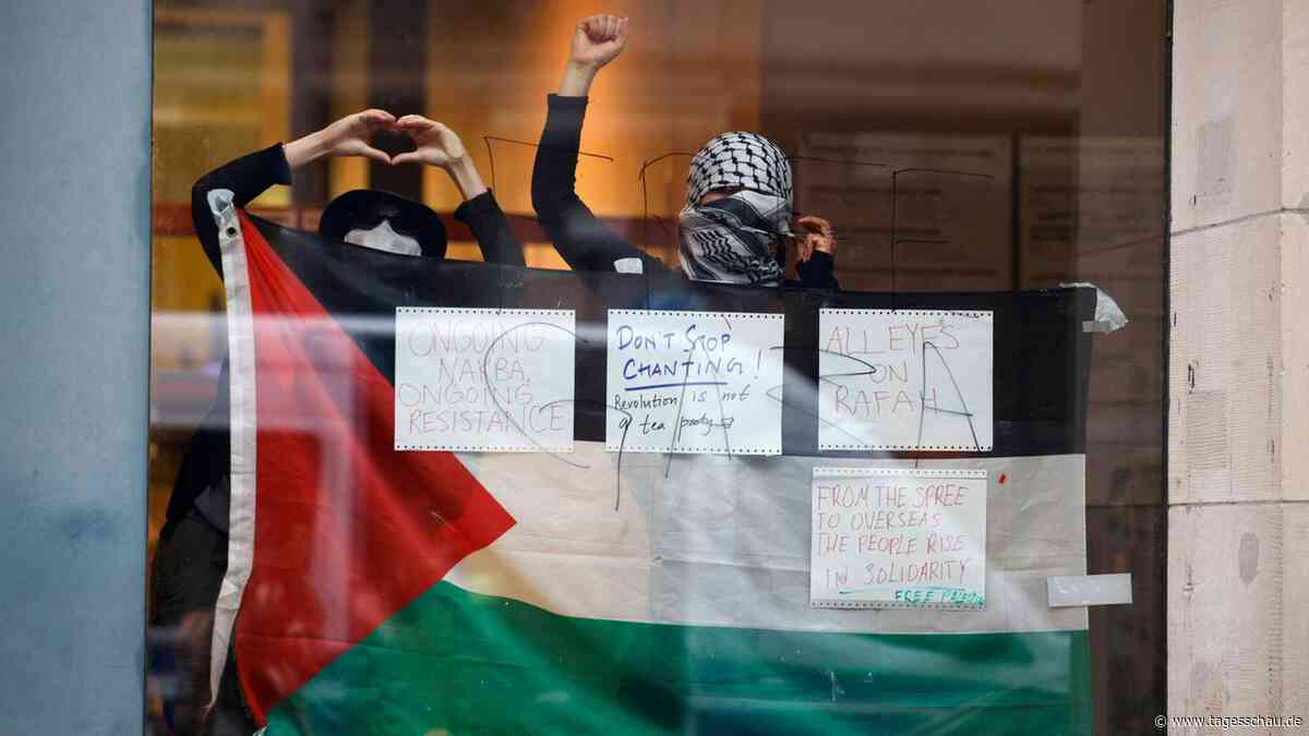 Propalästinensische Demonstration: Polizei räumt Humboldt-Universität