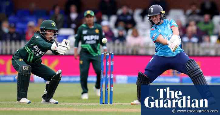 England’s Alice Capsey leads the way in laboured ODI win over Pakistan