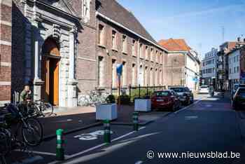 Na nieuw gat in centrumstraat: Hasseltse burgemeester laat toestand nutsleidingen onderzoeken