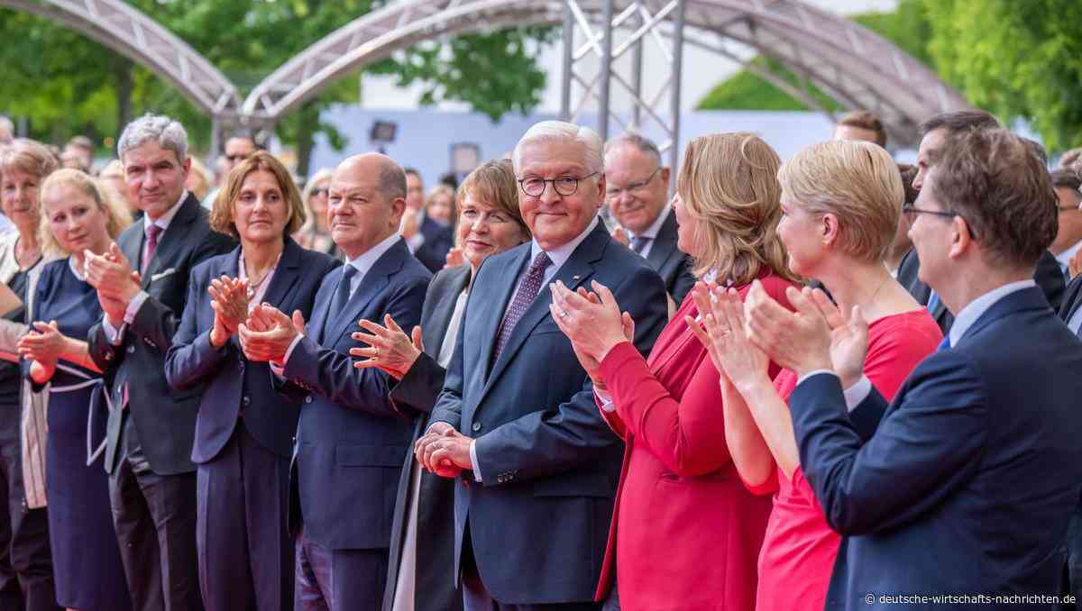 Staatsakt: Steinmeier erwartet "härtere Jahre" - werden Bewährung bestehen