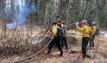 Does Alberta have a wildland firefighter ‘retention problem?’