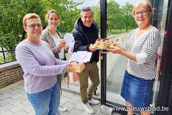 Dienstencentrum De Vesting lanceert taartjesactie: “Mensen verrassen en positieve energie brengen”