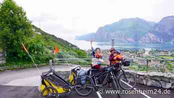 „Das habe ich ziemlich unterschätzt“: Ana Zirner überquert die Alpen mit Fahrrad und Kleinkind
