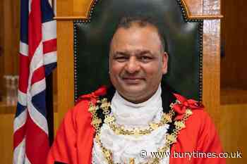 Bury: North Manor councillor Khalid Hussain sworn in as Mayor
