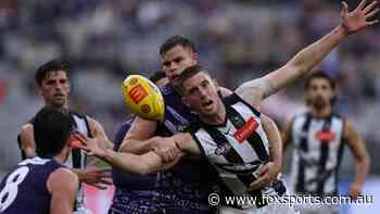 LIVE AFL: New-look Pies make five swaps to face Dockers in quest to extend unbeaten run