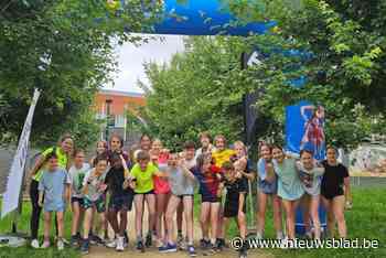720 leerlingen van vijfde en zesde leerjaar nemen deel aan eerste Swim-Run