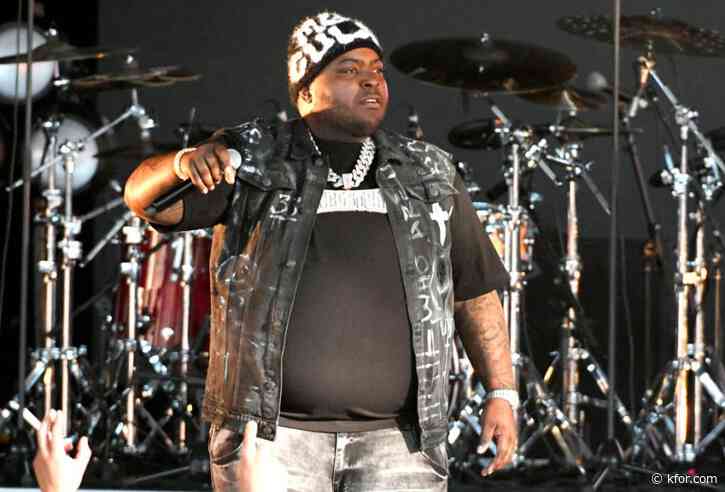 Rapper Sean Kingston arrested, charged with fraud