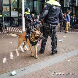 De politie blijft honden inzetten, ook nadat er eentje zich tegen een agent keerde