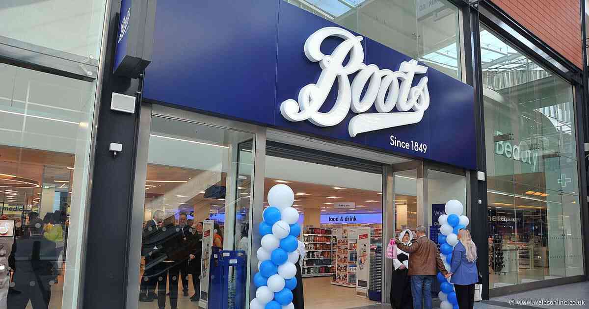 'Friend asked me if I'd had botox' Boots shoppers 'absolutely staggered' at the results of serum - 1055 five-star ratings