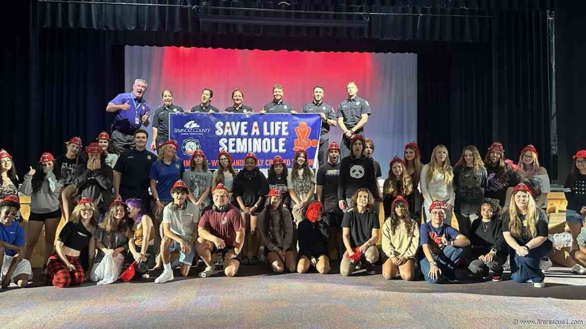 Fla. firefighters train nearly 500 students in CPR