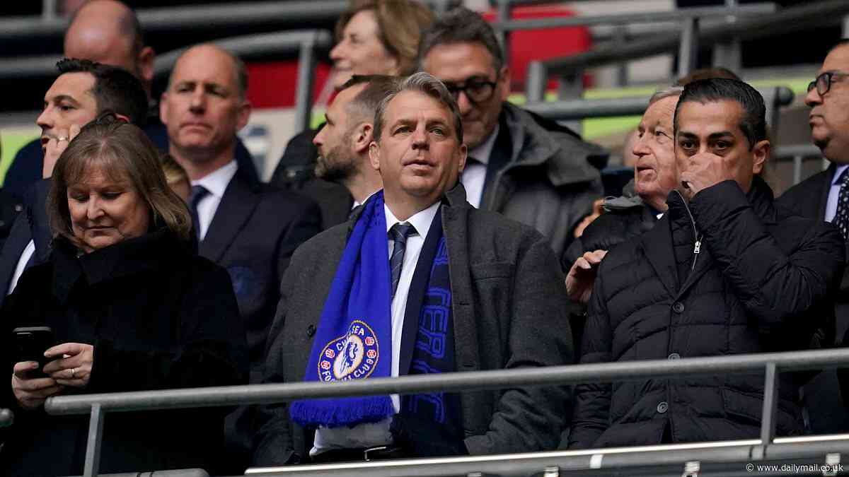Chelsea's unpredictable owners would be the authors if there was a book called: 'Recruitment, how not to do it'! Their vision is blurred, writes GRAEME SOUNESS