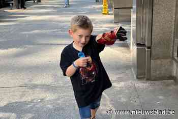 Net zoals Iron Man: 5-jarige Jordan is de jongste ter wereld met bionische ‘superheldenarm’