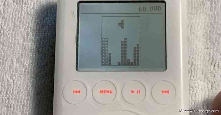 This iPod prototype was hiding Apple’s unreleased Tetris clone