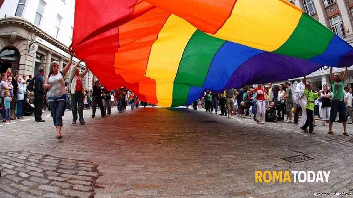 "Gualtieri promuove utero in affitto e teoria gender": l'accusa di Pro Vita per il sostegno al Pride