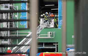 Arbeiter stürzt in Rostocker Hafen sechs Meter tief